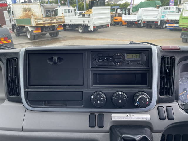 三菱ふそうキャンターダンプ小型（2t・3t）[写真33]