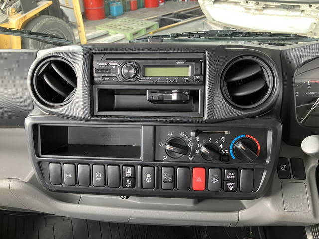 日野デュトロダンプ小型（2t・3t）[写真37]