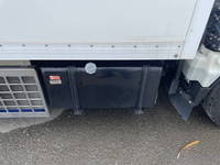 いすゞエルフ冷凍車（冷蔵車）小型（2t・3t）[写真16]