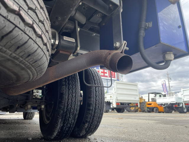 いすゞエルフ冷凍車（冷蔵車）小型（2t・3t）[写真20]