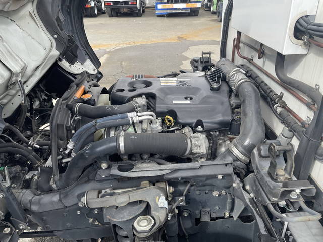 いすゞエルフ冷凍車（冷蔵車）小型（2t・3t）[写真22]