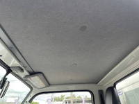 いすゞエルフ冷凍車（冷蔵車）小型（2t・3t）[写真30]