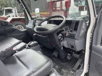 いすゞエルフ冷凍車（冷蔵車）小型（2t・3t）[写真32]