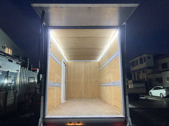 トヨタトヨエースパネルバン小型（2t・3t）[写真11]