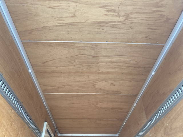 トヨタトヨエースパネルバン小型（2t・3t）[写真12]