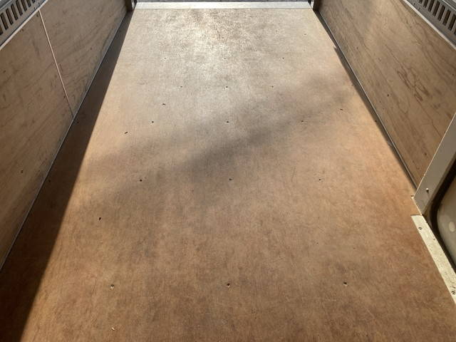 トヨタトヨエースパネルバン小型（2t・3t）[写真15]