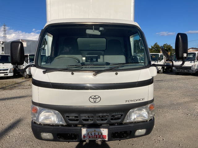 トヨタトヨエースパネルバン小型（2t・3t）[写真07]