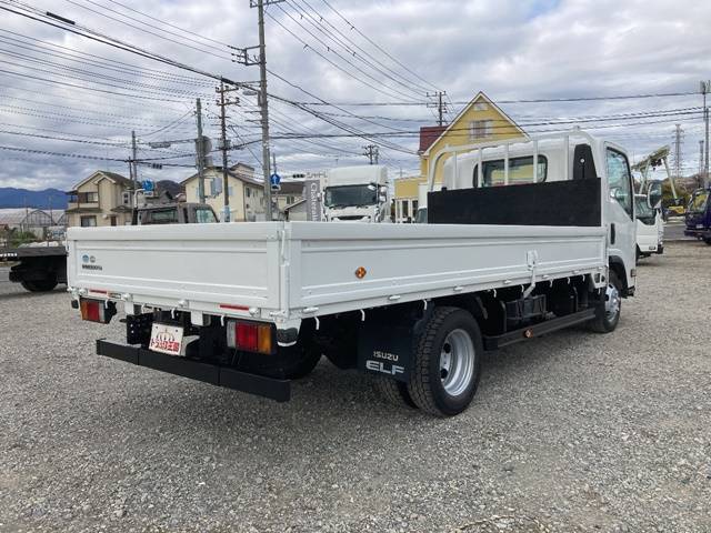 いすゞエルフ平ボディ小型（2t・3t）[写真02]