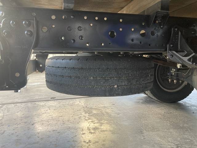 いすゞエルフ平ボディ小型（2t・3t）[写真20]