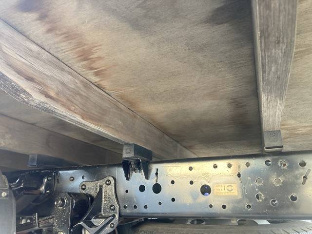 いすゞエルフ平ボディ小型（2t・3t）[写真23]