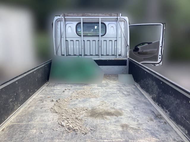 日産アトラス平ボディ小型（2t・3t）[写真11]