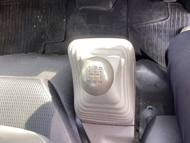 日産アトラス平ボディ小型（2t・3t）[写真23]