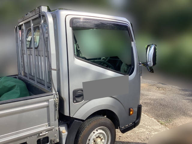 日産アトラス平ボディ小型（2t・3t）[写真05]