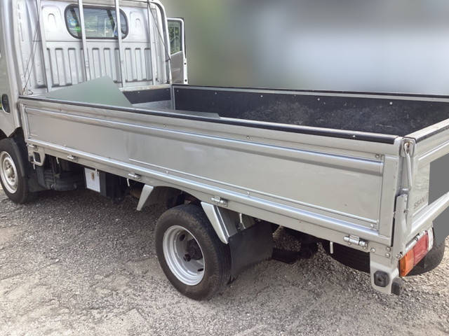 日産アトラス平ボディ小型（2t・3t）[写真08]