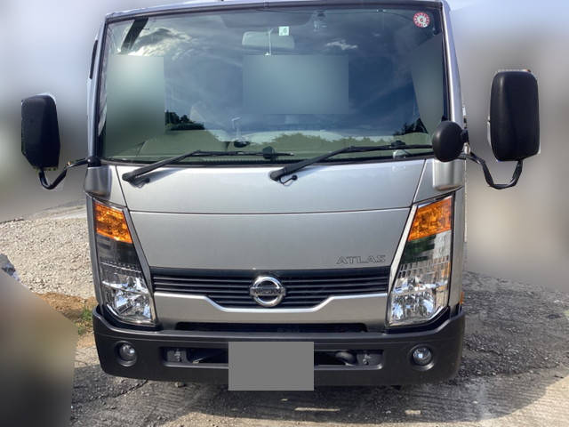 日産アトラス平ボディ小型（2t・3t）[写真09]