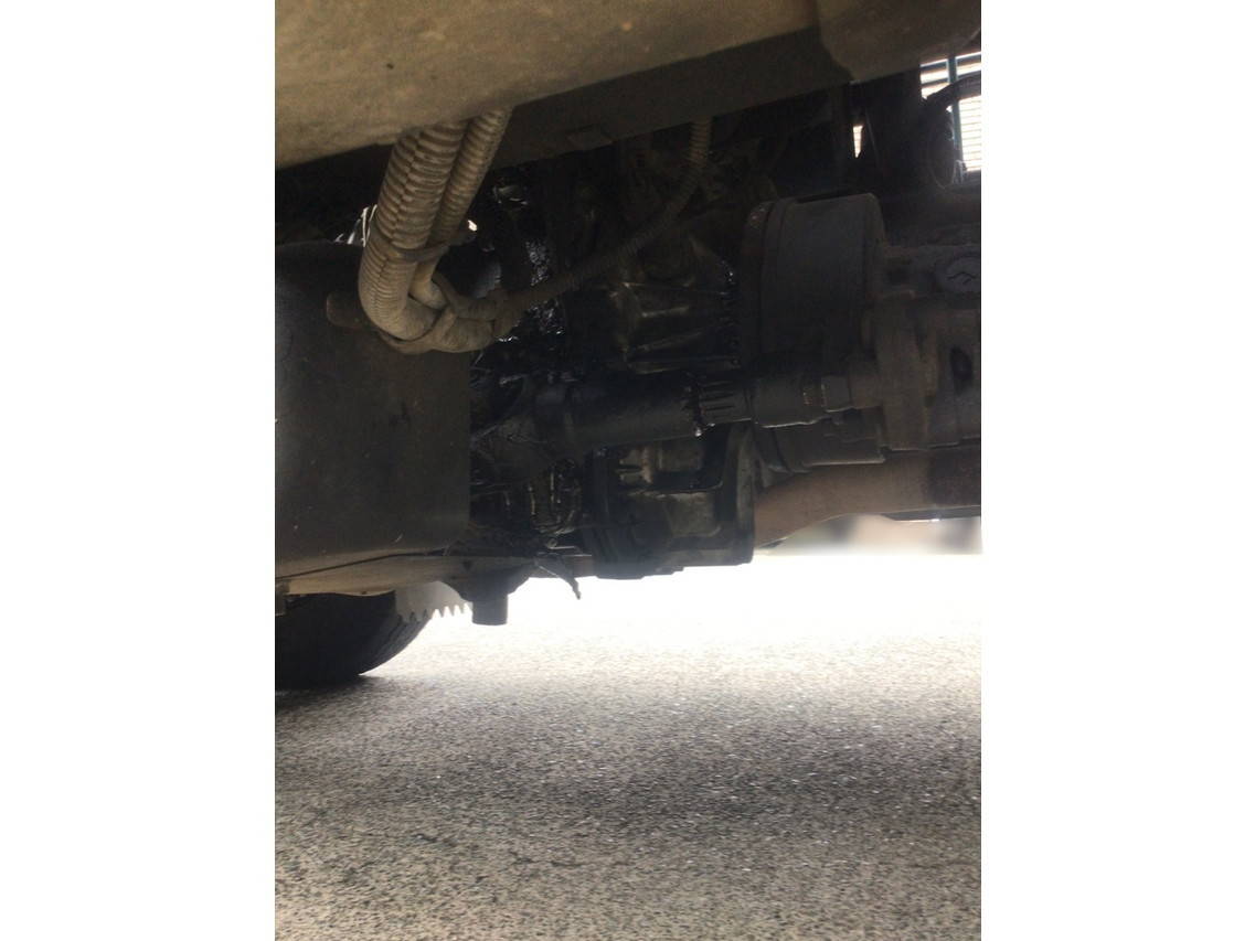 いすゞエルフバキュームカー小型（2t・3t）[写真19]