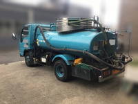 いすゞエルフバキュームカー小型（2t・3t）[写真04]