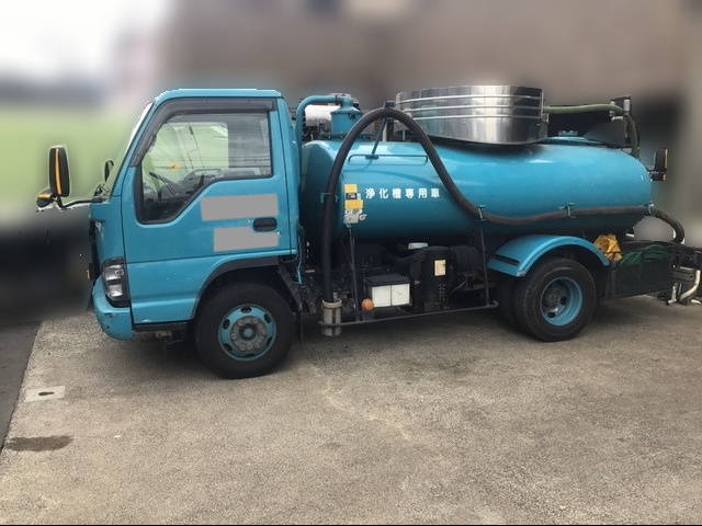 いすゞエルフバキュームカー小型（2t・3t）[写真05]