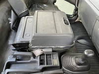 いすゞフォワードクレーン4段中型（4t）[写真36]