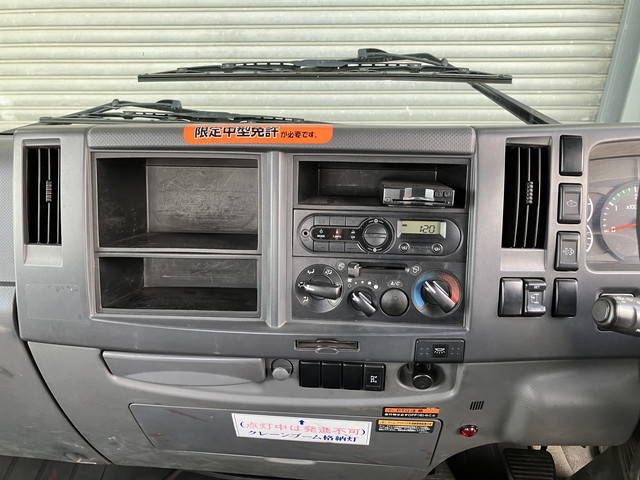 いすゞフォワードクレーン4段中型（4t）[写真37]