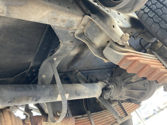 いすゞエルフ高所作業車小型（2t・3t）[写真22]