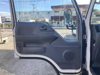 いすゞエルフ高所作業車小型（2t・3t）[写真28]