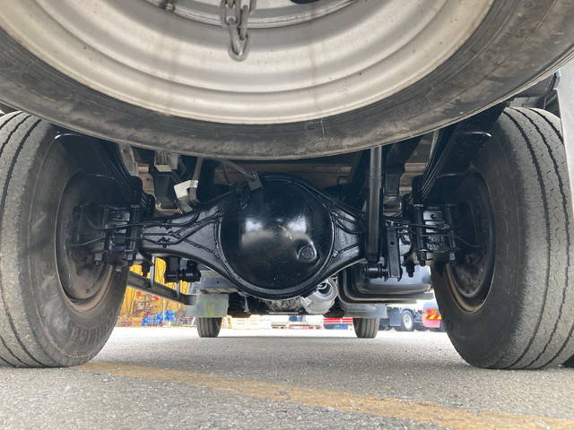 いすゞエルフアルミブロック小型（2t・3t）[写真19]