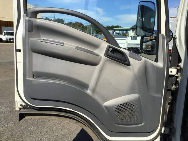 いすゞエルフアルミブロック小型（2t・3t）[写真24]