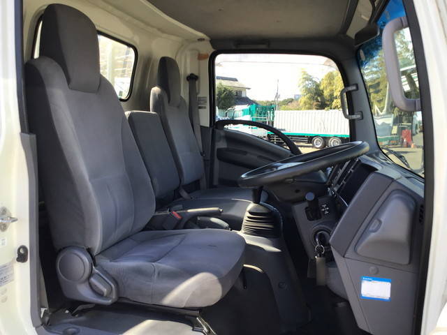 いすゞエルフアルミブロック小型（2t・3t）[写真27]