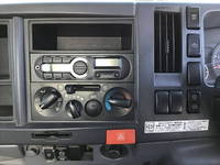 いすゞエルフアルミブロック小型（2t・3t）[写真33]