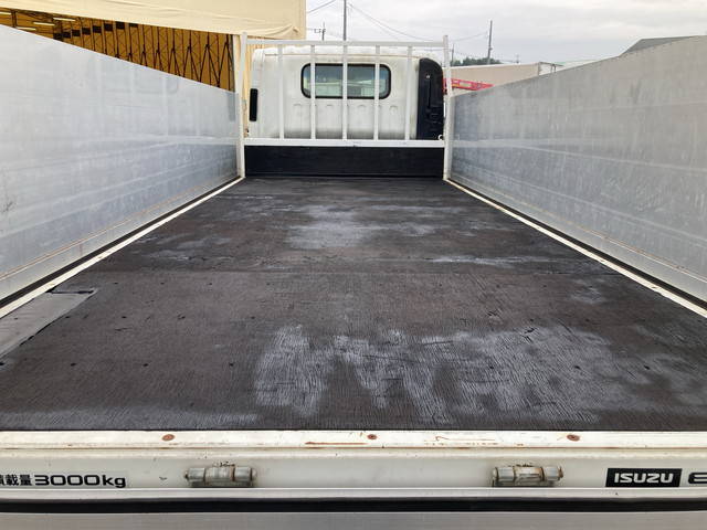 いすゞエルフアルミブロック小型（2t・3t）[写真09]