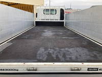 いすゞエルフアルミブロック小型（2t・3t）[写真09]