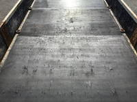 いすゞエルフ平ボディ小型（2t・3t）[写真13]