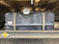 いすゞエルフ平ボディ小型（2t・3t）[写真22]