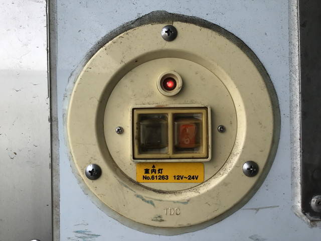 日野レンジャー冷凍車（冷蔵車）中型（4t）[写真14]