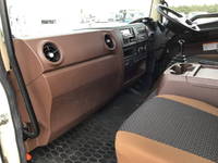 日野レンジャー冷凍車（冷蔵車）中型（4t）[写真29]