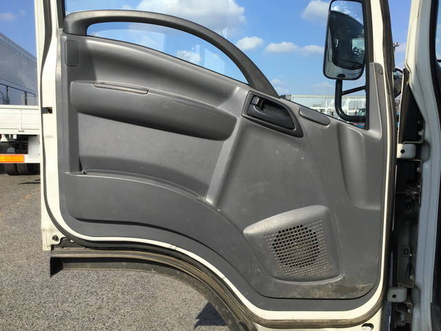 いすゞエルフクレーン6段小型（2t・3t）[写真28]