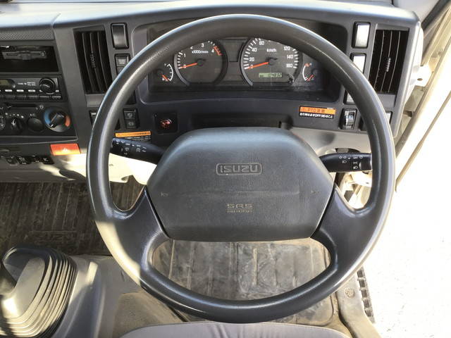 いすゞエルフクレーン6段小型（2t・3t）[写真35]