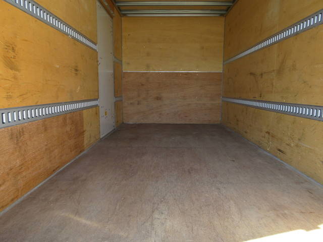 いすゞエルフアルミバン小型（2t・3t）[写真10]