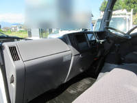 いすゞエルフアルミバン小型（2t・3t）[写真25]