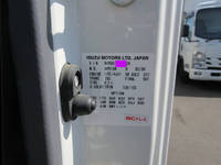 いすゞエルフアルミバン小型（2t・3t）[写真26]