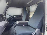 三菱ふそうキャンター平ボディ小型（2t・3t）[写真22]