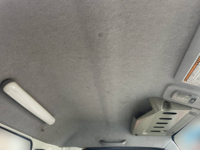 三菱ふそうキャンター平ボディ小型（2t・3t）[写真26]