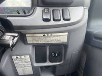 三菱ふそうキャンター平ボディ小型（2t・3t）[写真33]