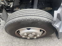 三菱ふそうキャンター平ボディ小型（2t・3t）[写真09]