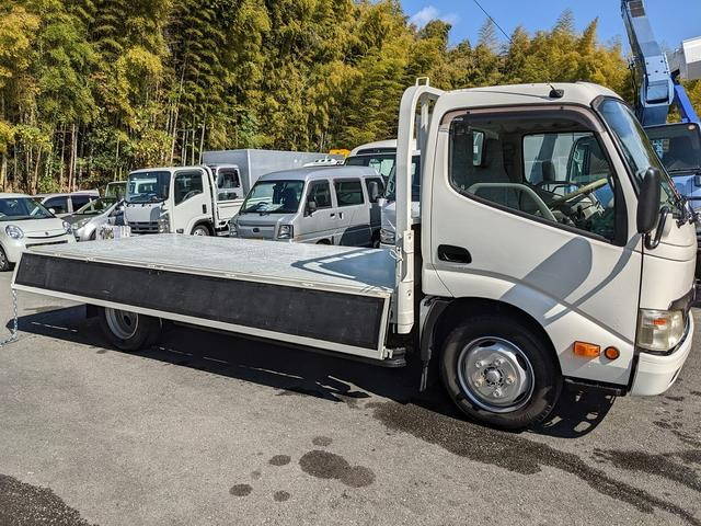 日野デュトロ平ボディ小型（2t・3t）[写真04]