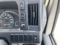 いすゞエルフ冷凍車（冷蔵車）小型（2t・3t）[写真36]