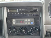 三菱ふそうファイター冷蔵冷凍ウイング中型（4t）[写真35]