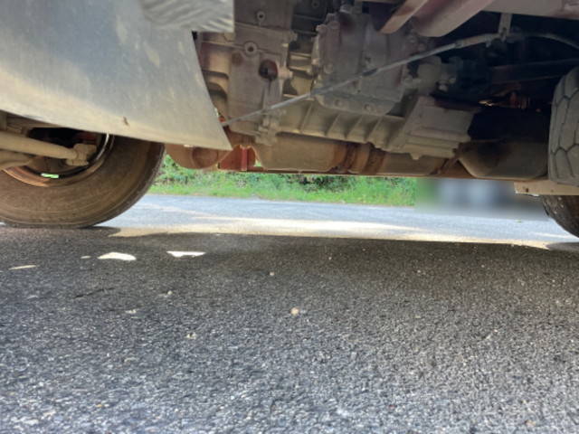 三菱ふそうスーパーグレートダンプ大型（10t）[写真14]