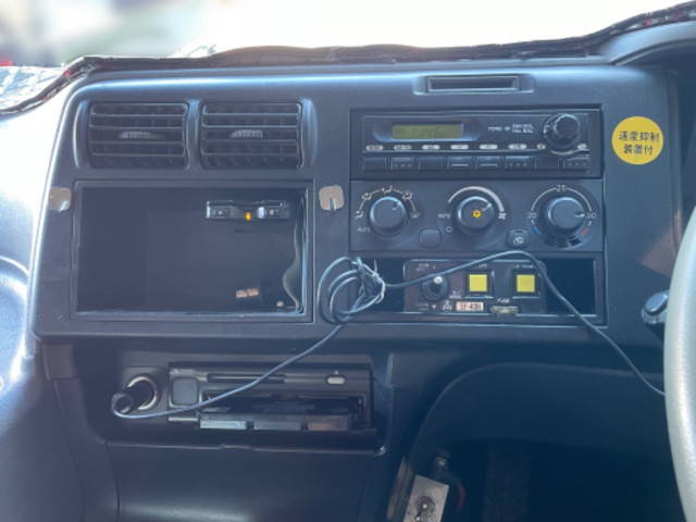 三菱ふそうスーパーグレートダンプ大型（10t）[写真37]